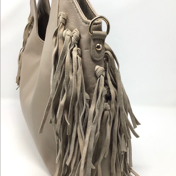 SALE❗️BOHO CHIC TASSELED LEATHER BAG/TOTE - Picture 12 of 16